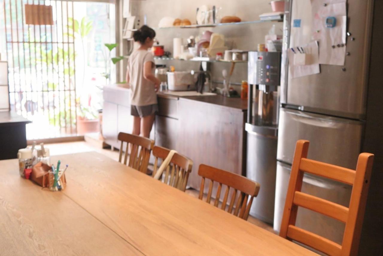 Walk Home Hostel 嘉義市 エクステリア 写真